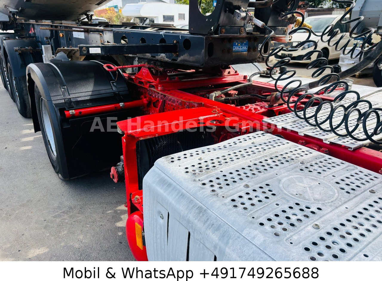 Tracteur routier Mercedes-Benz Arocs 1845 L BL 4x4 HAD *Retarder/Hydr./AP: photos 9 Tracteur routier Mercedes-Benz Arocs 1845 L BL 4x4 HAD *Retarder/Hydr./AP: photos 9