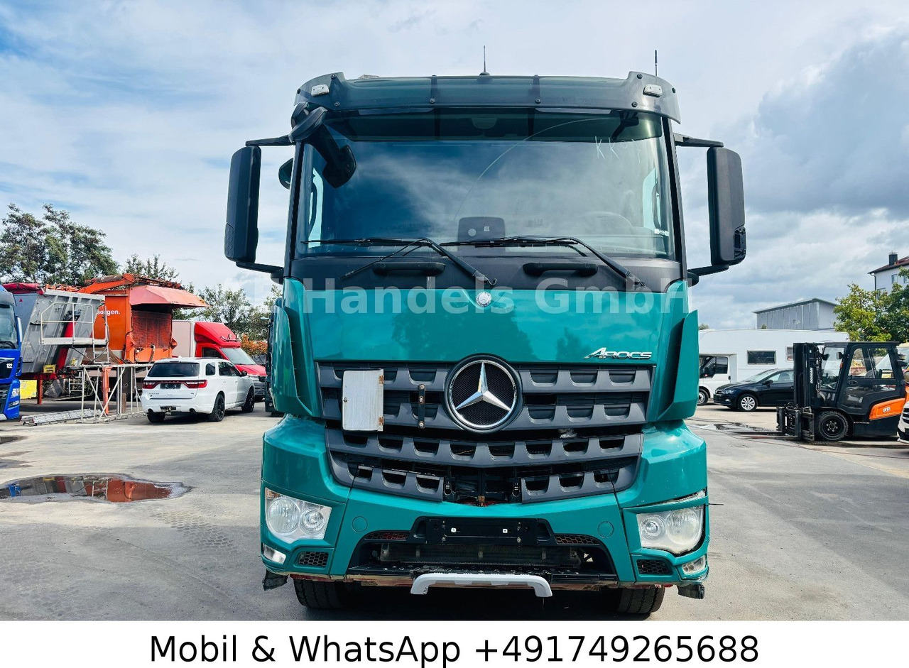 Tracteur routier Mercedes-Benz Arocs 1845 L BL 4x4 HAD *Retarder/Hydr./AP: photos 7 Tracteur routier Mercedes-Benz Arocs 1845 L BL 4x4 HAD *Retarder/Hydr./AP: photos 7