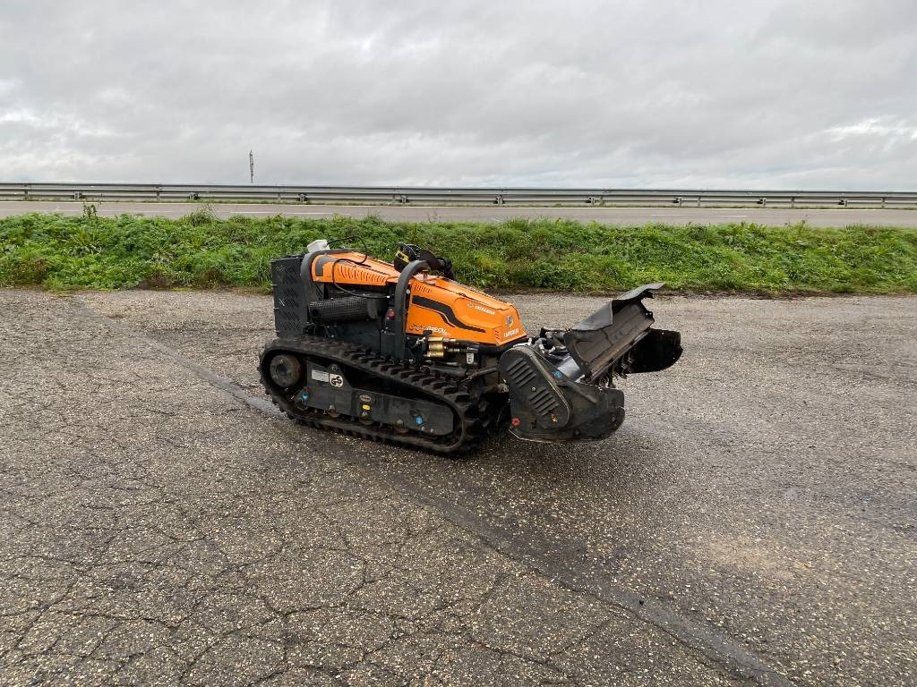 Energreen ENERGREEN ROBOGREEN EVO + HEAD 130 1er Main - Tracteur communal: photos 3 Energreen ENERGREEN ROBOGREEN EVO + HEAD 130 1er Main - Tracteur communal: photos 3