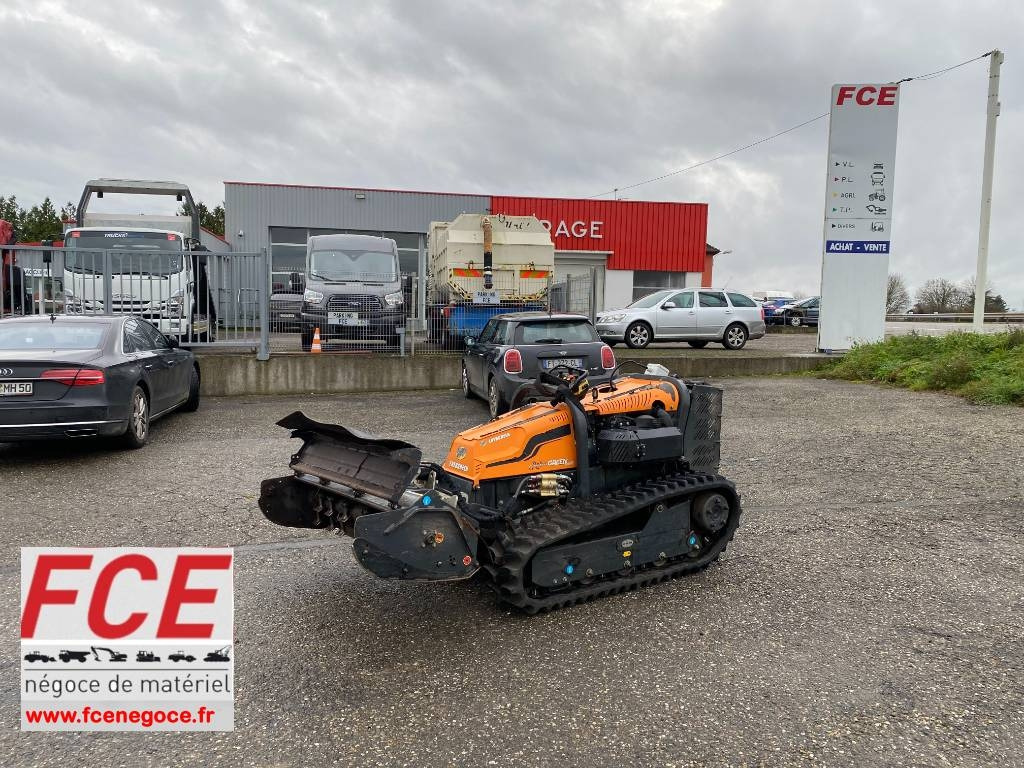 Energreen ENERGREEN ROBOGREEN EVO + HEAD 130 1er Main - Broyeur forestier: photos 1 Energreen ENERGREEN ROBOGREEN EVO + HEAD 130 1er Main - Broyeur forestier: photos 1