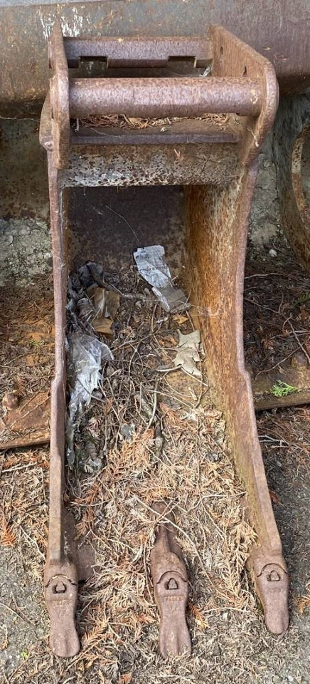 Geith Divers Godets et Attaches - Godet pour Engins de chantier: photos 3 Geith Divers Godets et Attaches - Godet pour Engins de chantier: photos 3