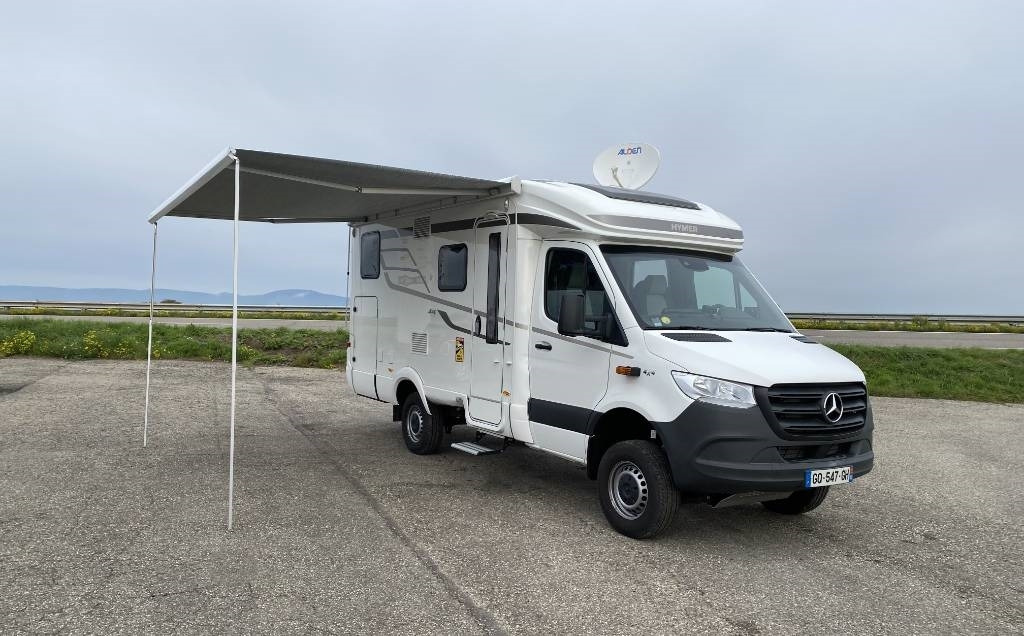 Hymer ML-T 570 -Mercedes 419 CDI 190 4x4 1er Main - Camping-car profilé: photos 4 Hymer ML-T 570 -Mercedes 419 CDI 190 4x4 1er Main - Camping-car profilé: photos 4