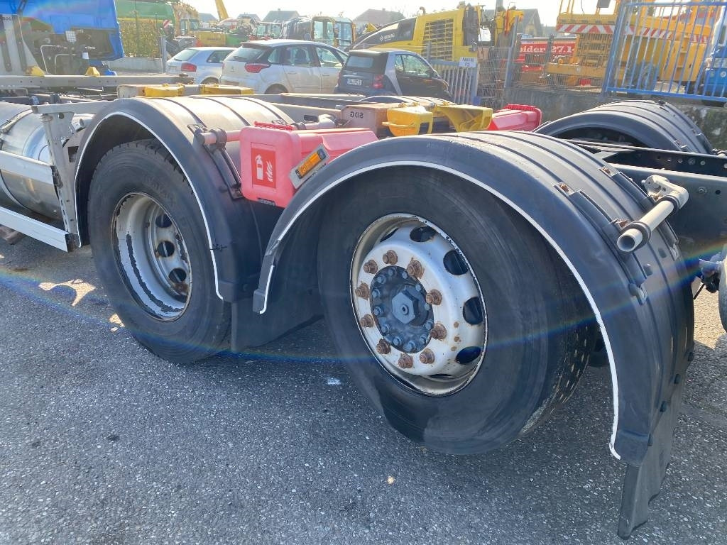 Camion porte-conteneur/ Caisse mobile Iveco STRALIS 460NP LNG RETARDER: photos 25