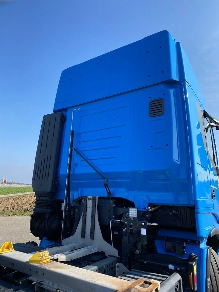 Camion porte-conteneur/ Caisse mobile Iveco STRALIS 460NP LNG RETARDER: photos 40