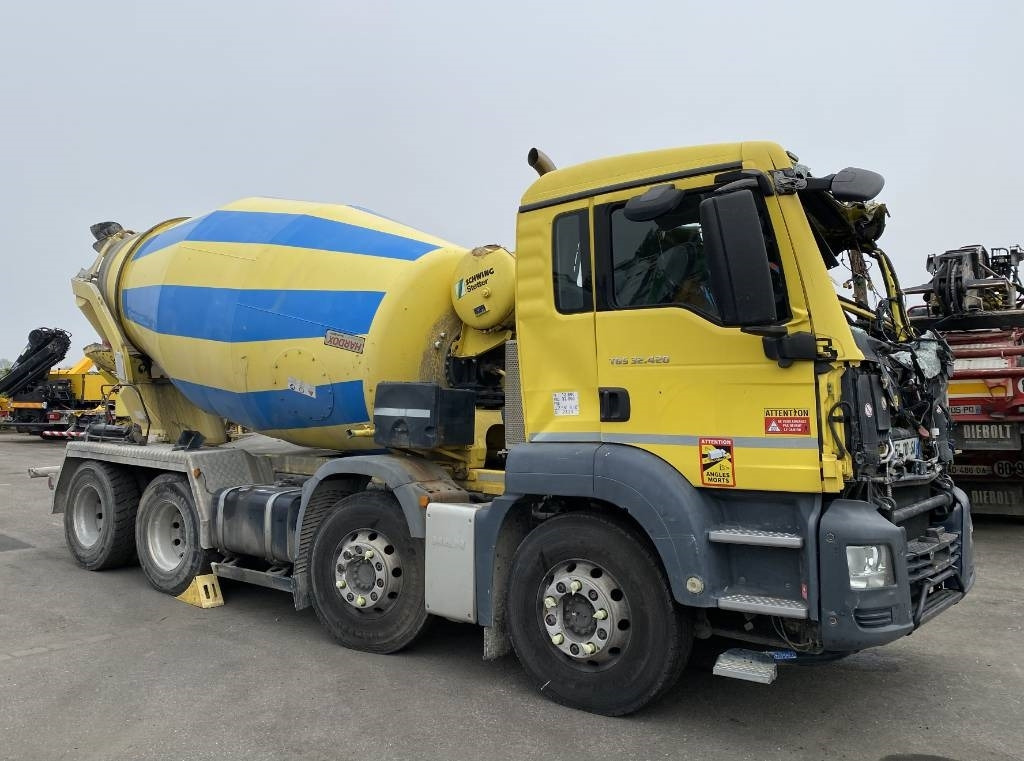 MAN MAN TGS 32-420 / STETTER AM-UltraEco endommagé - Camion malaxeur: photos 3 MAN MAN TGS 32-420 / STETTER AM-UltraEco endommagé - Camion malaxeur: photos 3