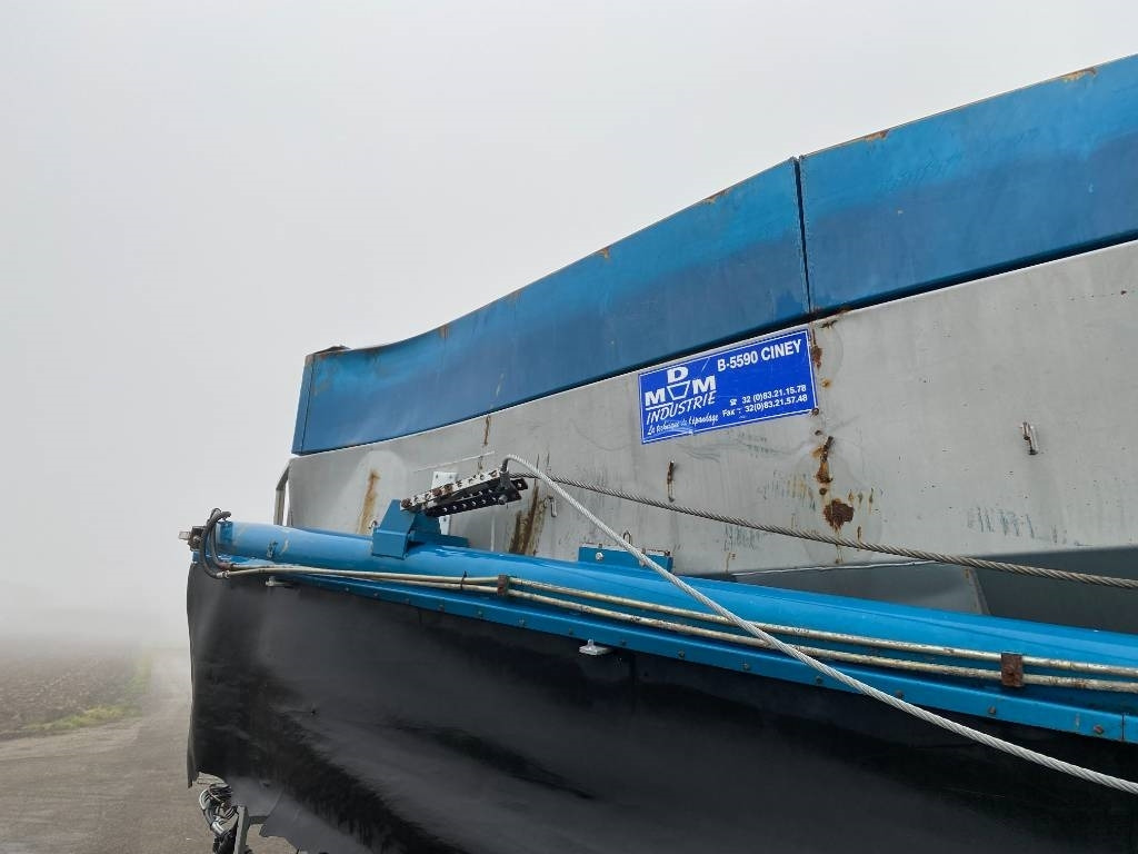 Distributeur d'engrais MDM RE 813 Origine Française endommagé: photos 32