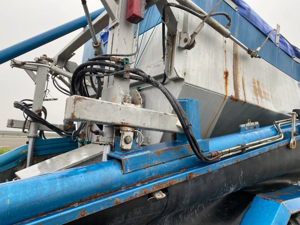 Distributeur d'engrais MDM RE 813 Origine Française endommagé: photos 48