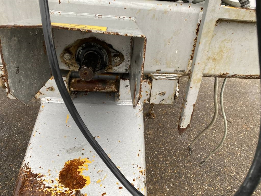 Distributeur d'engrais MDM RE 813 Origine Française endommagé: photos 25