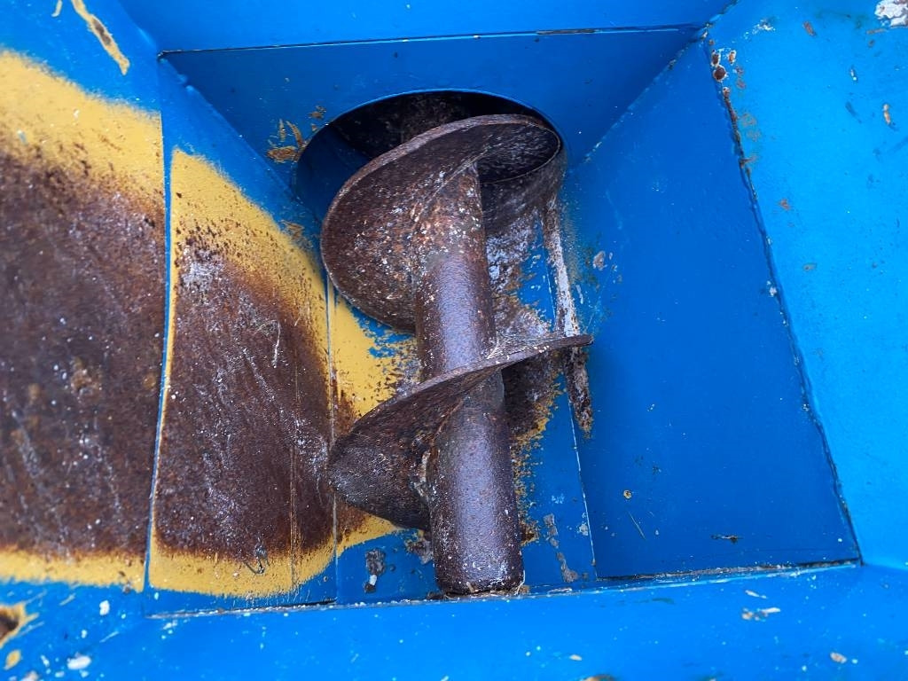 Distributeur d'engrais MDM RE 813 Origine Française endommagé: photos 37