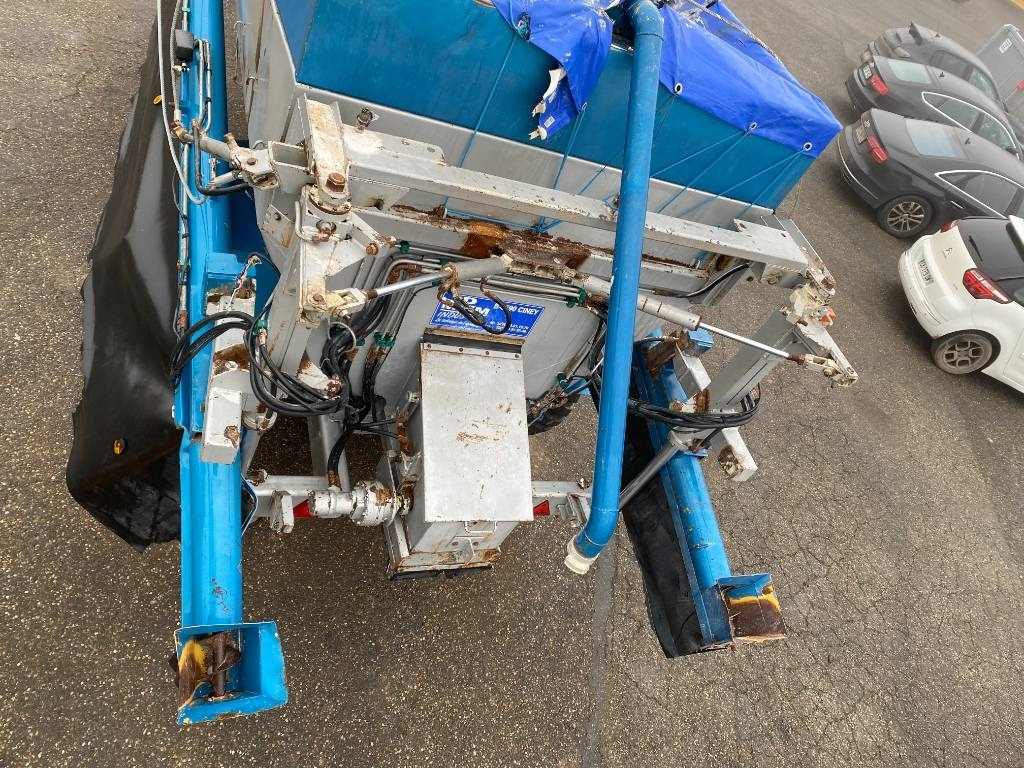 Distributeur d'engrais MDM RE 813 Origine Française endommagé: photos 19