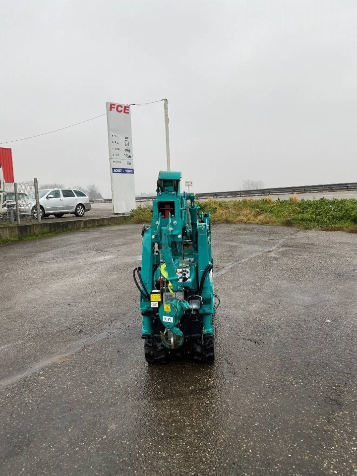 Maeda MC 174 CRM 1er Main Origine Française endommagée - Grue sur chenilles: photos 2 Maeda MC 174 CRM 1er Main Origine Française endommagée - Grue sur chenilles: photos 2