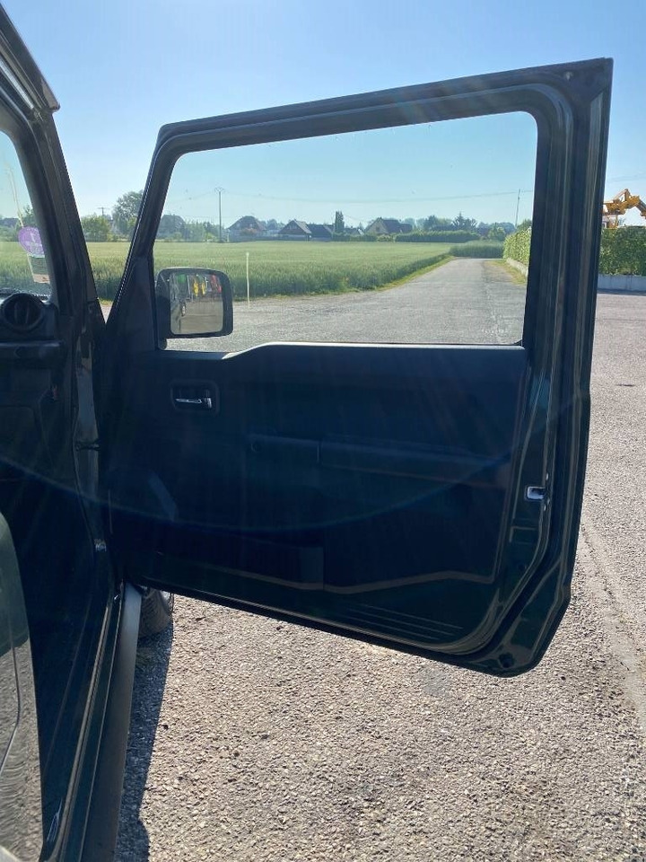 Voiture Suzuki JIMNY 1.5i 102/AllGrip endommagé: photos 50