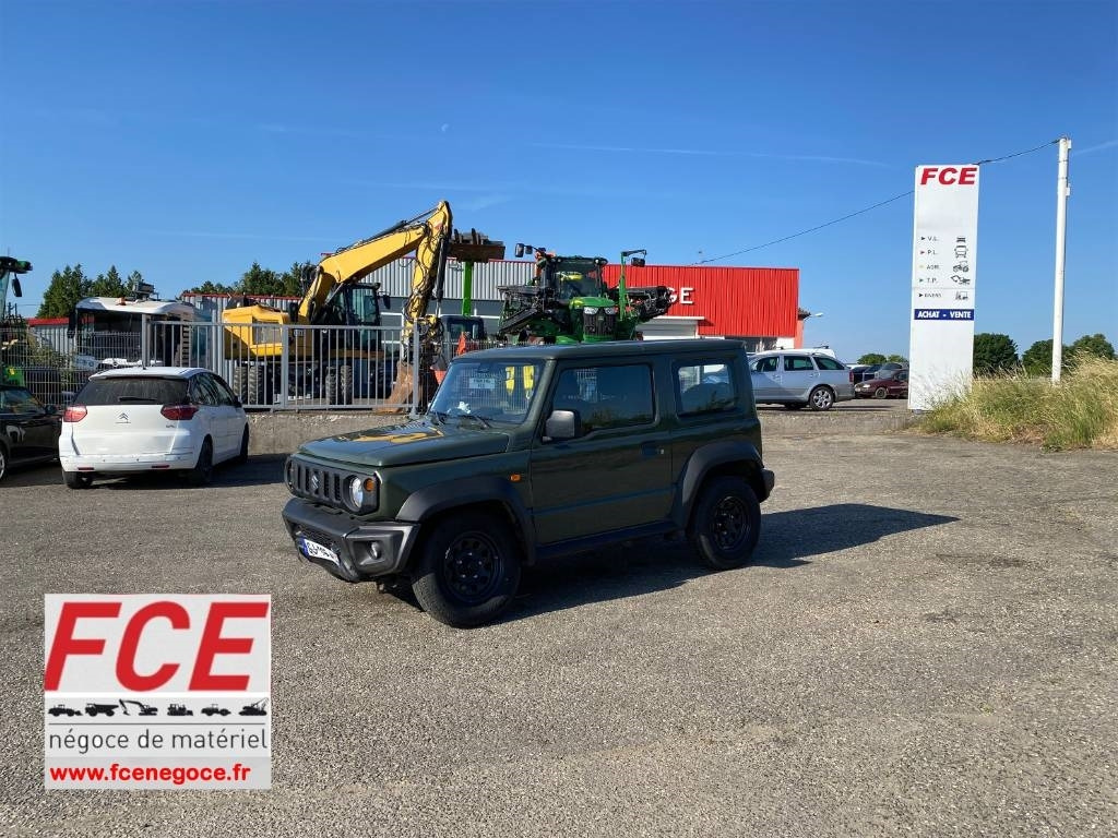 Suzuki JIMNY 1.5i 102/AllGrip endommagé - Voiture: photos 1 Suzuki JIMNY 1.5i 102/AllGrip endommagé - Voiture: photos 1