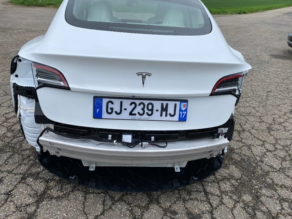 Voiture Tesla MODEL 3 5YJ3 - Rwd-Carte Grise Française endommagé: photos 25