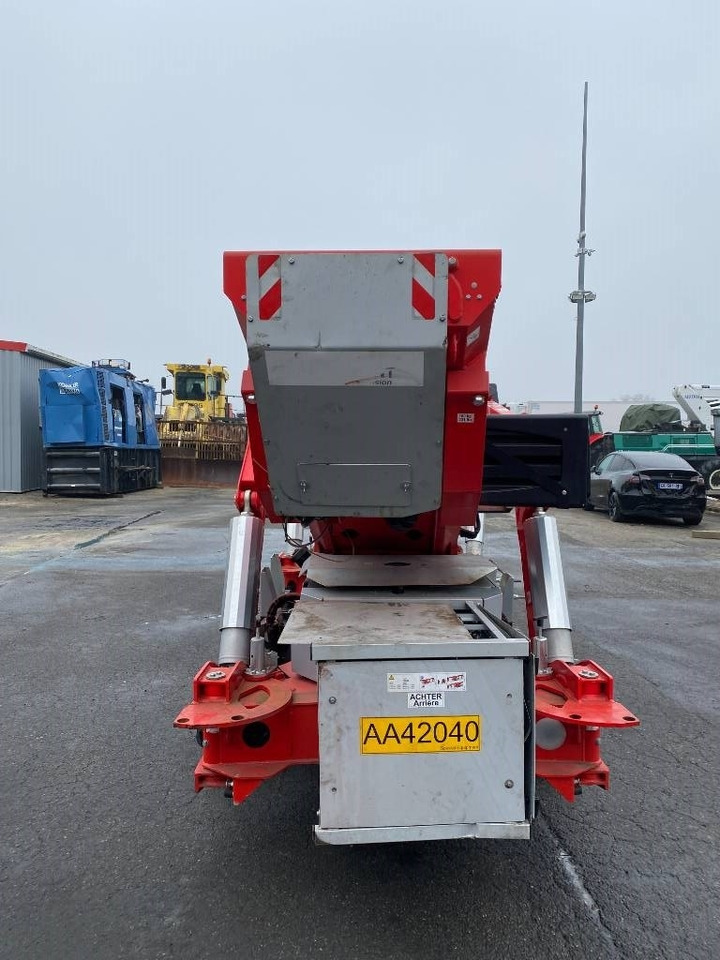 Teupen LEO35T/PLUS a réparer - Nacelle araignée: photos 5 Teupen LEO35T/PLUS a réparer - Nacelle araignée: photos 5