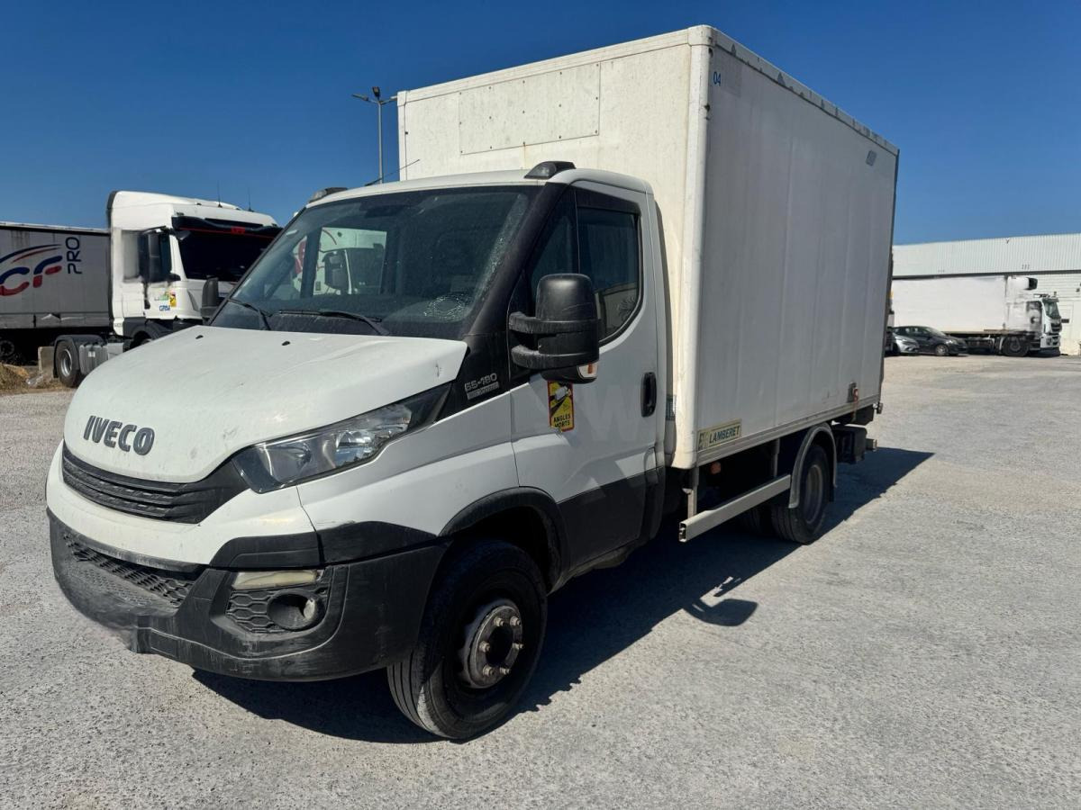 Fourgon grand volume Iveco Daily 65-180 caisse hayon: photos 1