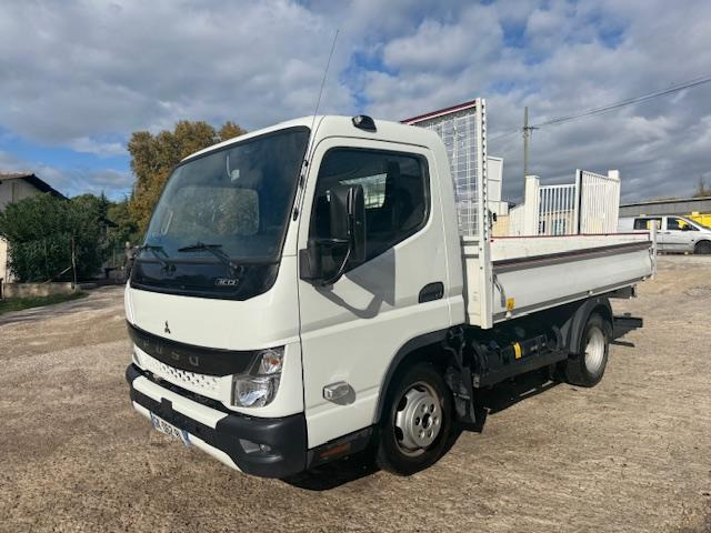Mitsubishi Fuso CANTER 35C13 BENNE ARRIERE - Utilitaire benne: photos 1 Mitsubishi Fuso CANTER 35C13 BENNE ARRIERE - Utilitaire benne: photos 1