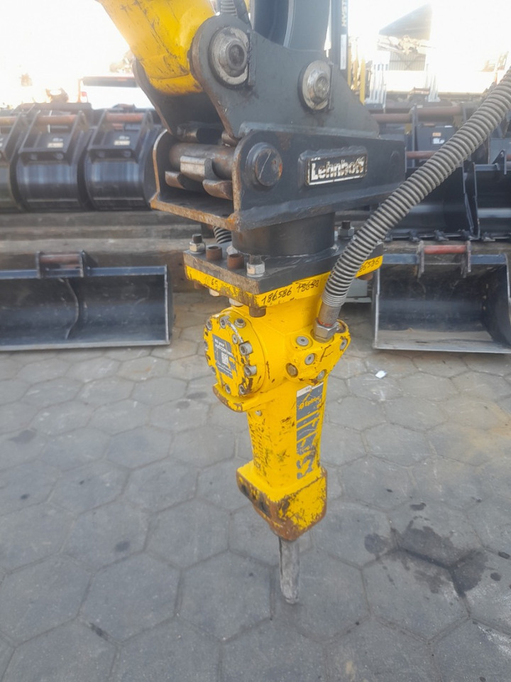 Atlas Copco SB102 - Marteau hydraulique: photos 1 Atlas Copco SB102 - Marteau hydraulique: photos 1