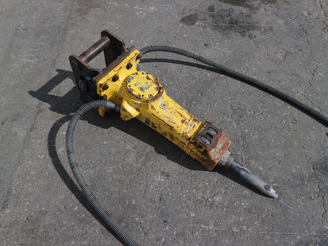Atlas Copco SB152 - Marteau hydraulique: photos 1 Atlas Copco SB152 - Marteau hydraulique: photos 1