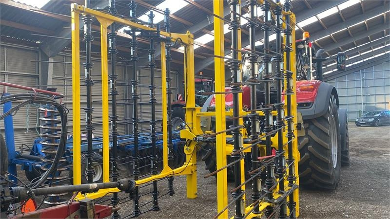 Bednar Striegel PRO PN 7500 - Machine agricole: photos 2 Bednar Striegel PRO PN 7500 - Machine agricole: photos 2