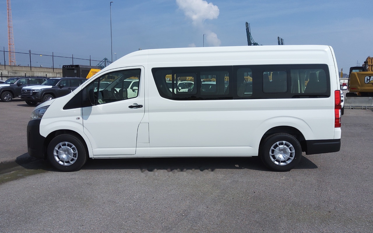 Toyota Hiace HIGH ROOF / TOIT HAUT 2.8L Diesel Manual base - Minibus, Transport de personnes: photos 4 Toyota Hiace HIGH ROOF / TOIT HAUT 2.8L Diesel Manual base - Minibus, Transport de personnes: photos 4