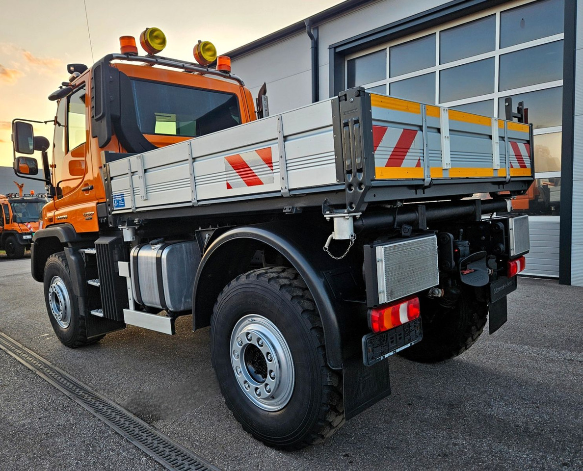 Unimog U527 UGE Euro6 VarioPilot Hydrostat - Camion benne: photos 3 Unimog U527 UGE Euro6 VarioPilot Hydrostat - Camion benne: photos 3