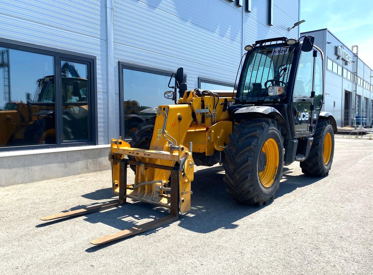 JCB 535-95 - Chariot télescopique: photos 1 JCB 535-95 - Chariot télescopique: photos 1