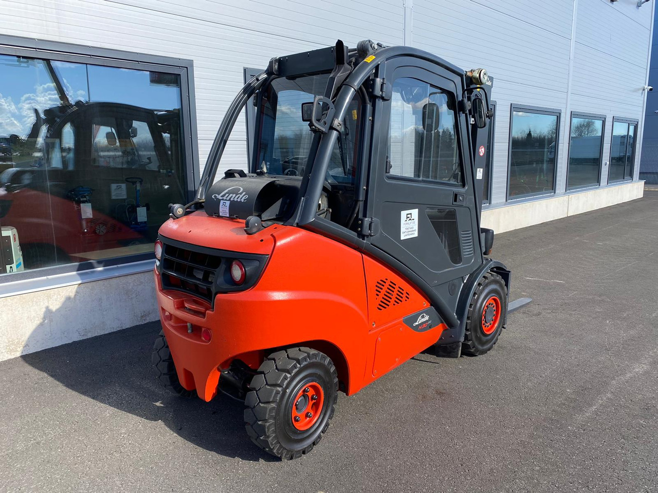Chariot élévateur à gaz Linde H30T-02 EVO: photos 6