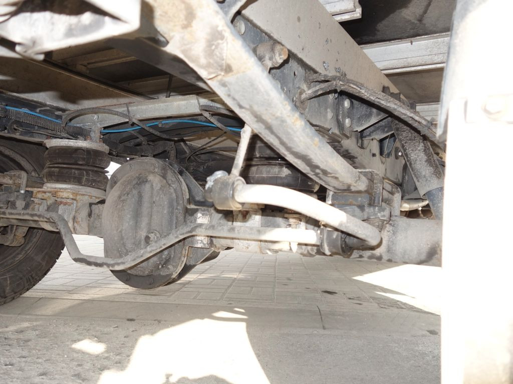 Utilitaire rideaux coulissants (PLSC) Iveco Daily 35 S 16: photos 8