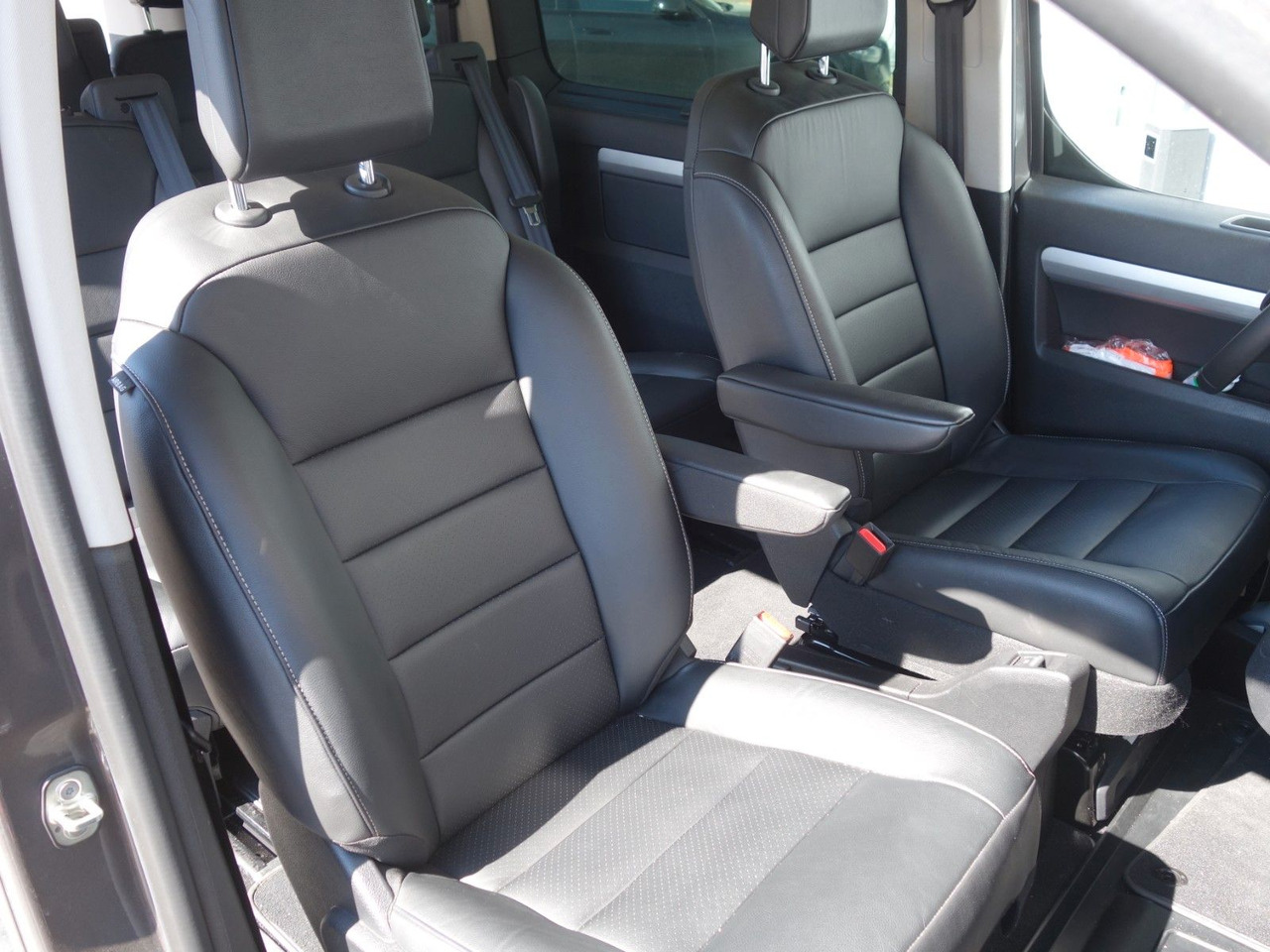 Toyota Proace Verso L2 Executive - Transport de personnes: photos 5 Toyota Proace Verso L2 Executive - Transport de personnes: photos 5