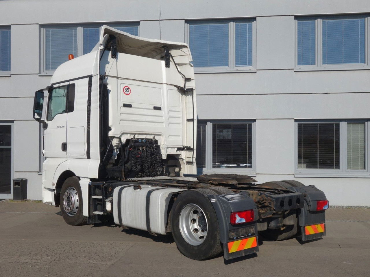 MAN TGX 18.480 XLX E6 ST, Retarder - Tracteur routier: photos 3 MAN TGX 18.480 XLX E6 ST, Retarder - Tracteur routier: photos 3