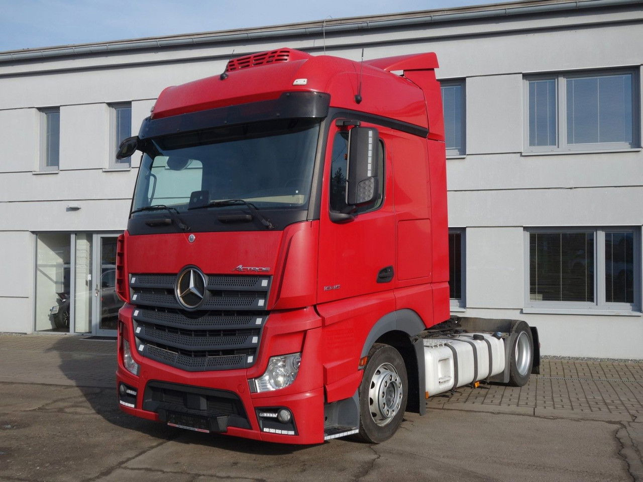 Mercedes-Benz Actros 1845 Lsnrl, Lowdeck, Standklima - Tracteur routier: photos 1 Mercedes-Benz Actros 1845 Lsnrl, Lowdeck, Standklima - Tracteur routier: photos 1
