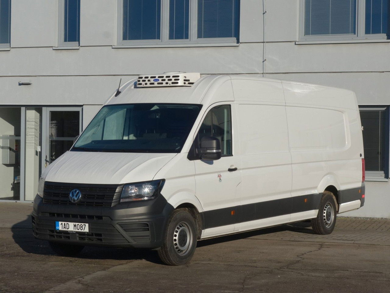 Volkswagen Crafter 2,0TDI Kühlkasten 35 Lang plus Hoch - Utilitaire frigorifique: photos 1 Volkswagen Crafter 2,0TDI Kühlkasten 35 Lang plus Hoch - Utilitaire frigorifique: photos 1