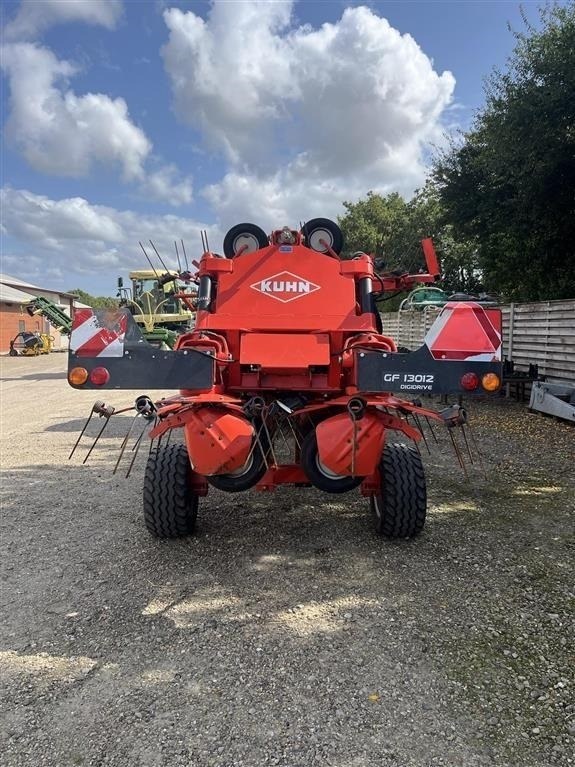 Kuhn GF13012 - Faneuse: photos 5 Kuhn GF13012 - Faneuse: photos 5