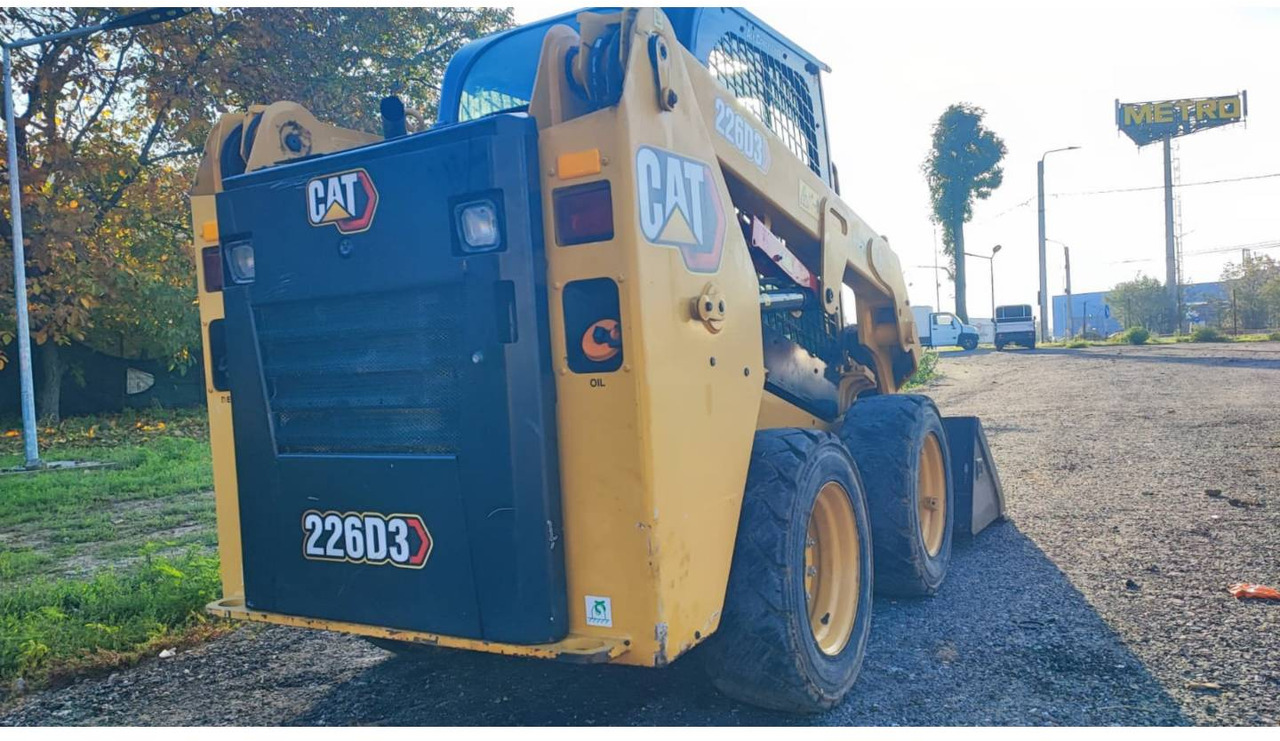 CAT 226D3 - Mini chargeuse: photos 3 CAT 226D3 - Mini chargeuse: photos 3