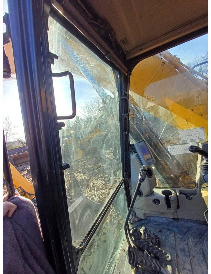 Pelle sur chenille CAT 320EL: photos 11 Pelle sur chenille CAT 320EL: photos 11