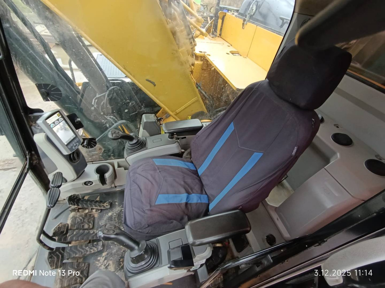 CAT 320ELRR - Pelle sur chenille: photos 5 CAT 320ELRR - Pelle sur chenille: photos 5