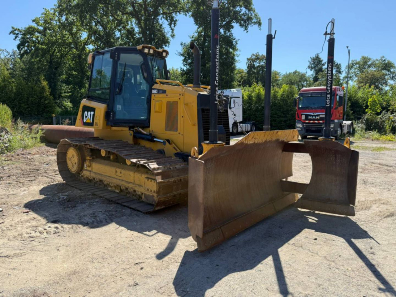 CAT D6K2LGP - Bulldozer: photos 2 CAT D6K2LGP - Bulldozer: photos 2