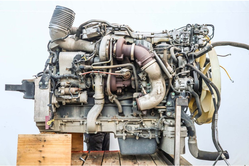 MAN D2066LF85 EURO6C 360PS - Moteur pour Camion: photos 3 MAN D2066LF85 EURO6C 360PS - Moteur pour Camion: photos 3