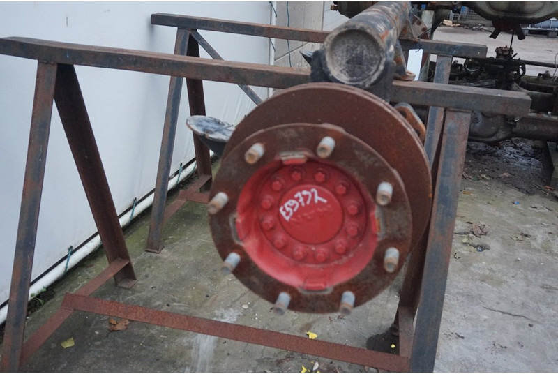 MAN LO-06-02 - Essieu avant pour Camion: photos 2 MAN LO-06-02 - Essieu avant pour Camion: photos 2