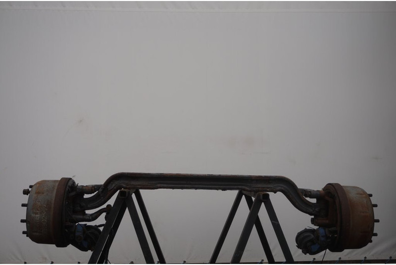 Mercedes-Benz VD4/26DL-7.5 - Essieu avant pour Camion: photos 1 Mercedes-Benz VD4/26DL-7.5 - Essieu avant pour Camion: photos 1