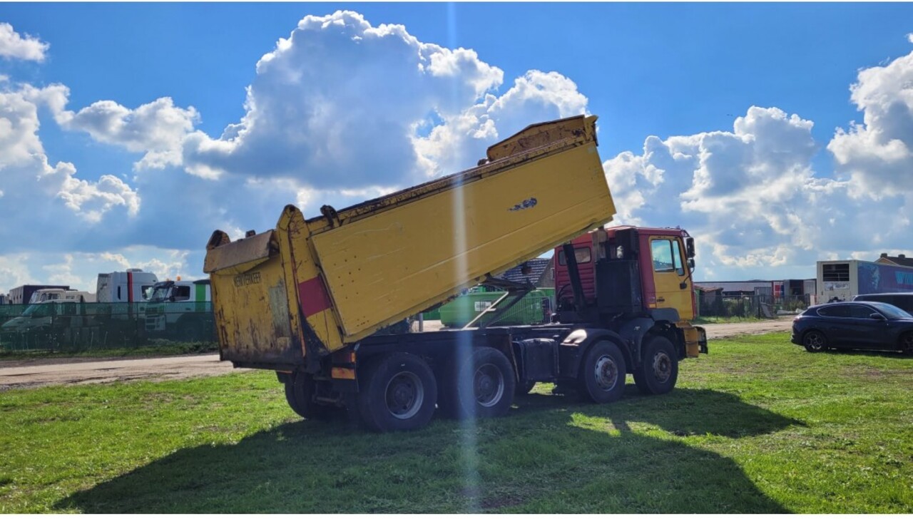 MAN 41.364 EURO 2 8X4 TIPPER SPRING/SPRING MANUAL GEARBOX - Camion benne: photos 2 MAN 41.364 EURO 2 8X4 TIPPER SPRING/SPRING MANUAL GEARBOX - Camion benne: photos 2