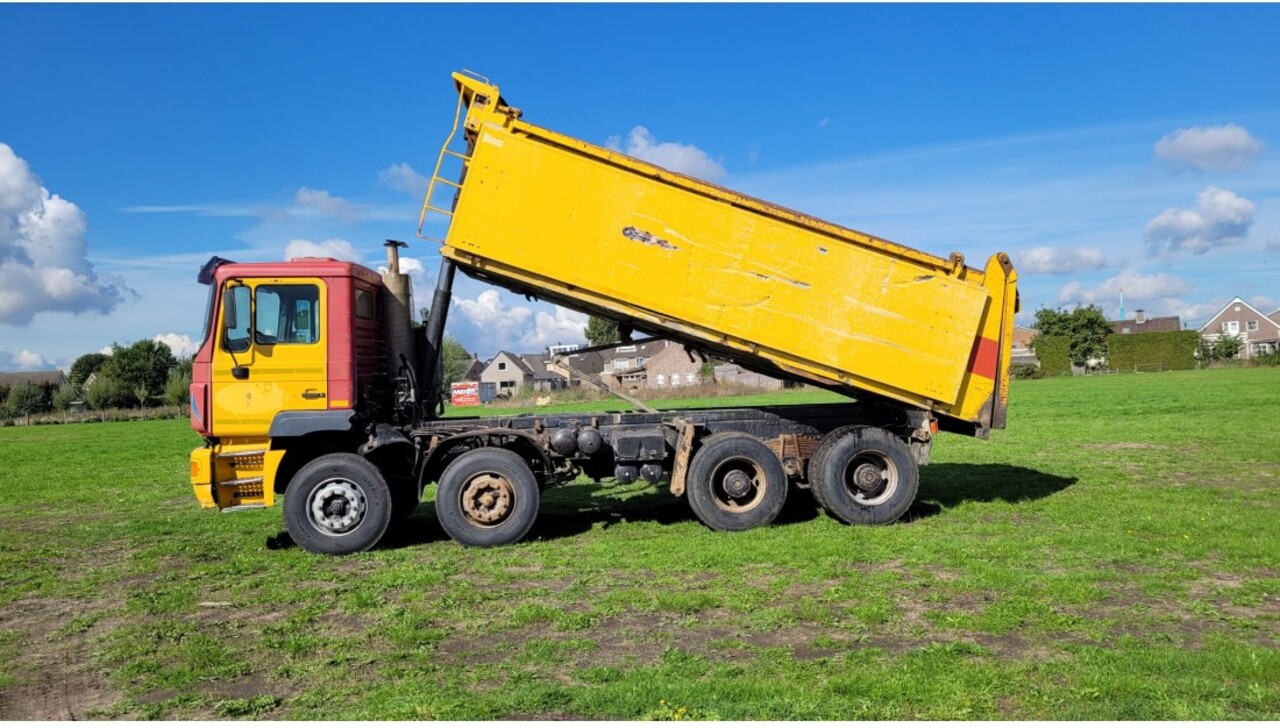 MAN 41.364 EURO 2 8X4 TIPPER SPRING/SPRING MANUAL GEARBOX - Camion benne: photos 3 MAN 41.364 EURO 2 8X4 TIPPER SPRING/SPRING MANUAL GEARBOX - Camion benne: photos 3