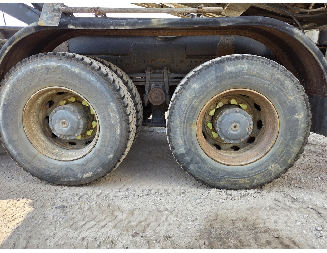 Camion benne Mercedes Actros 3236 8x4 2-Side Tipper EPS Gearbox 3 Pedals: photos 6 Camion benne Mercedes Actros 3236 8x4 2-Side Tipper EPS Gearbox 3 Pedals: photos 6