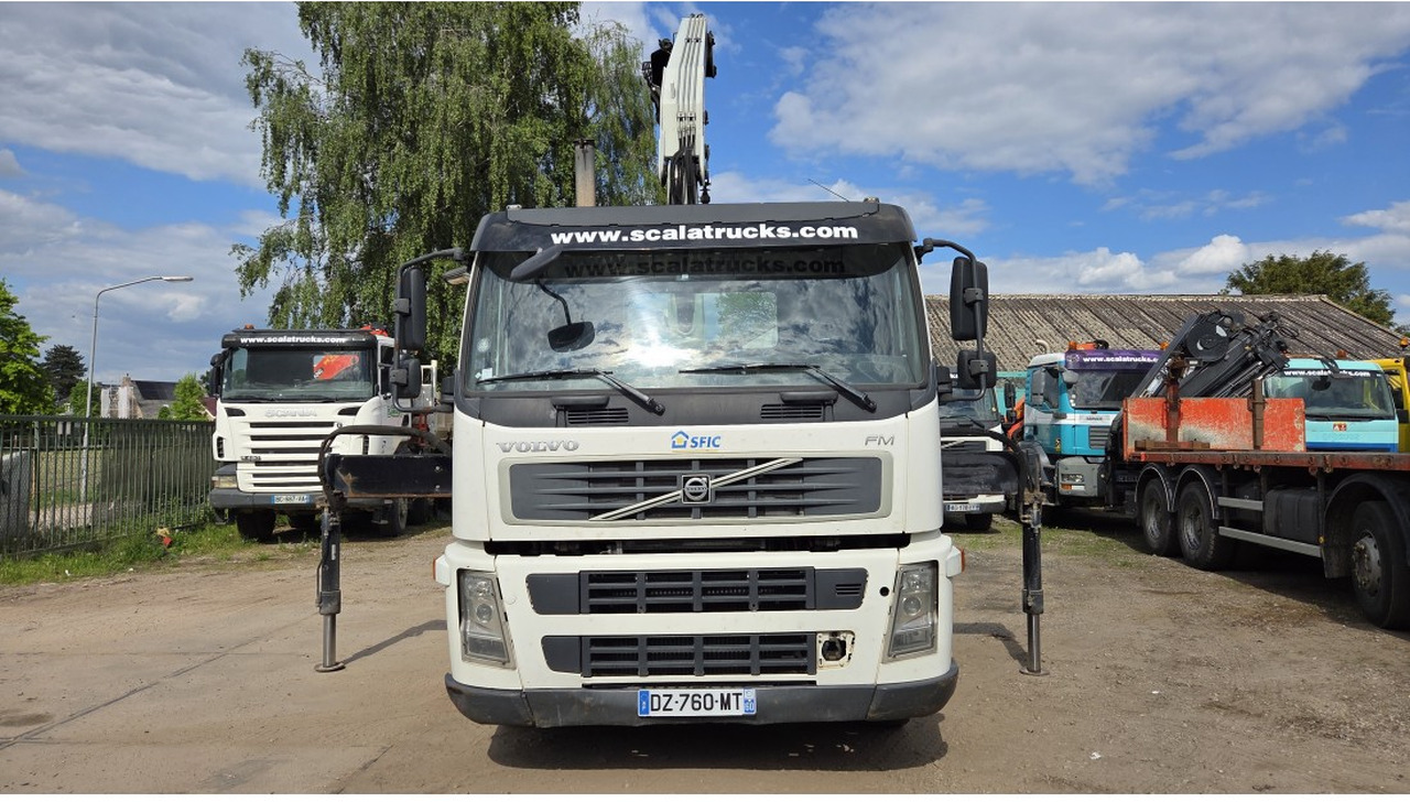 VOLVO FM 360 4X2 EURO 3 TRACTOR UNIT CRANE PM 20T MANUAL GEARBOX - Tracteur routier: photos 3 VOLVO FM 360 4X2 EURO 3 TRACTOR UNIT CRANE PM 20T MANUAL GEARBOX - Tracteur routier: photos 3