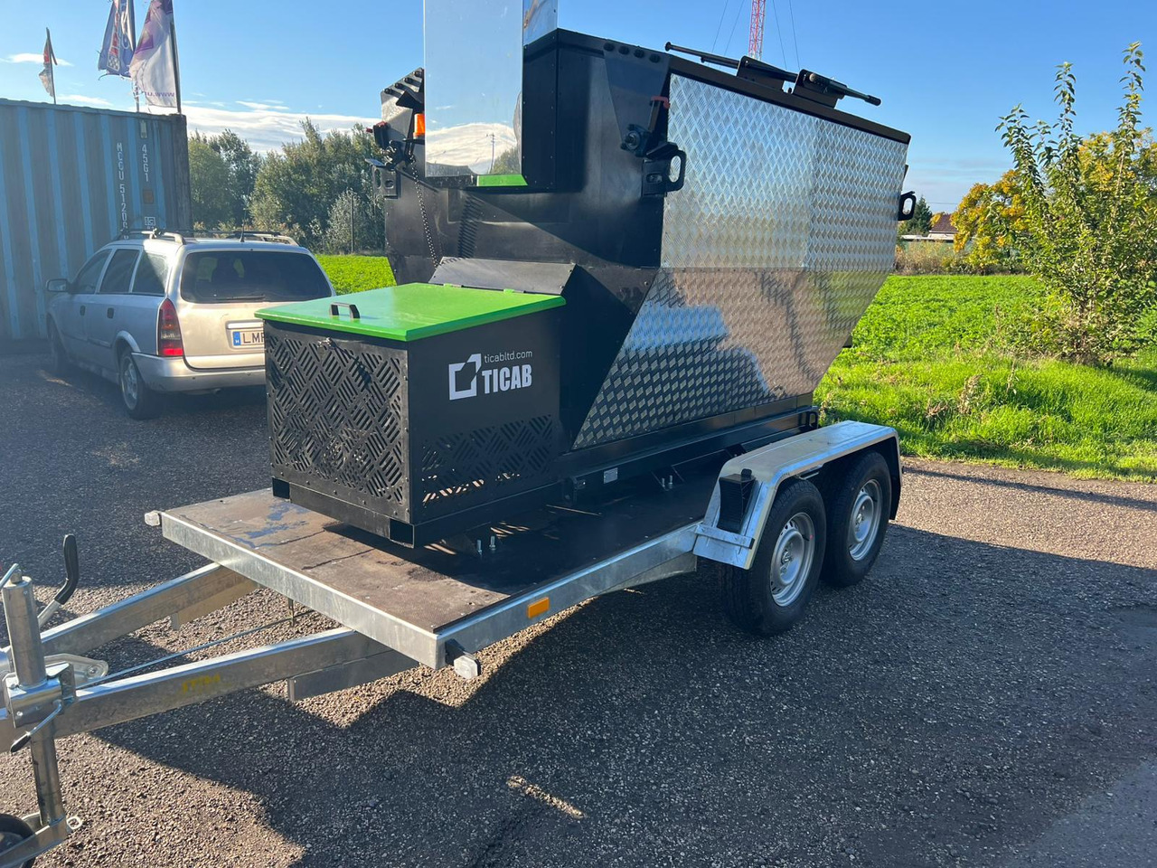 TICAB Asphalt Hot Box from the Manufacturer for 2,8 t, termiskais bunkurs asfaltam HB-2 - Travaux routiers: photos 5 TICAB Asphalt Hot Box from the Manufacturer for 2,8 t, termiskais bunkurs asfaltam HB-2 - Travaux routiers: photos 5