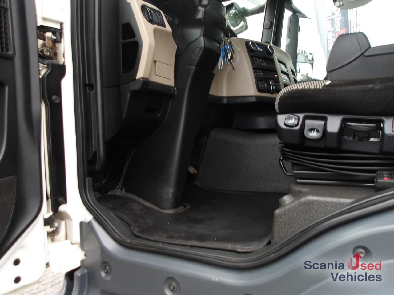 MAN TGS 26.460 - 6x2-4 - MEILLER RS 21.70 - - Camion ampliroll: photos 2 MAN TGS 26.460 - 6x2-4 - MEILLER RS 21.70 - - Camion ampliroll: photos 2