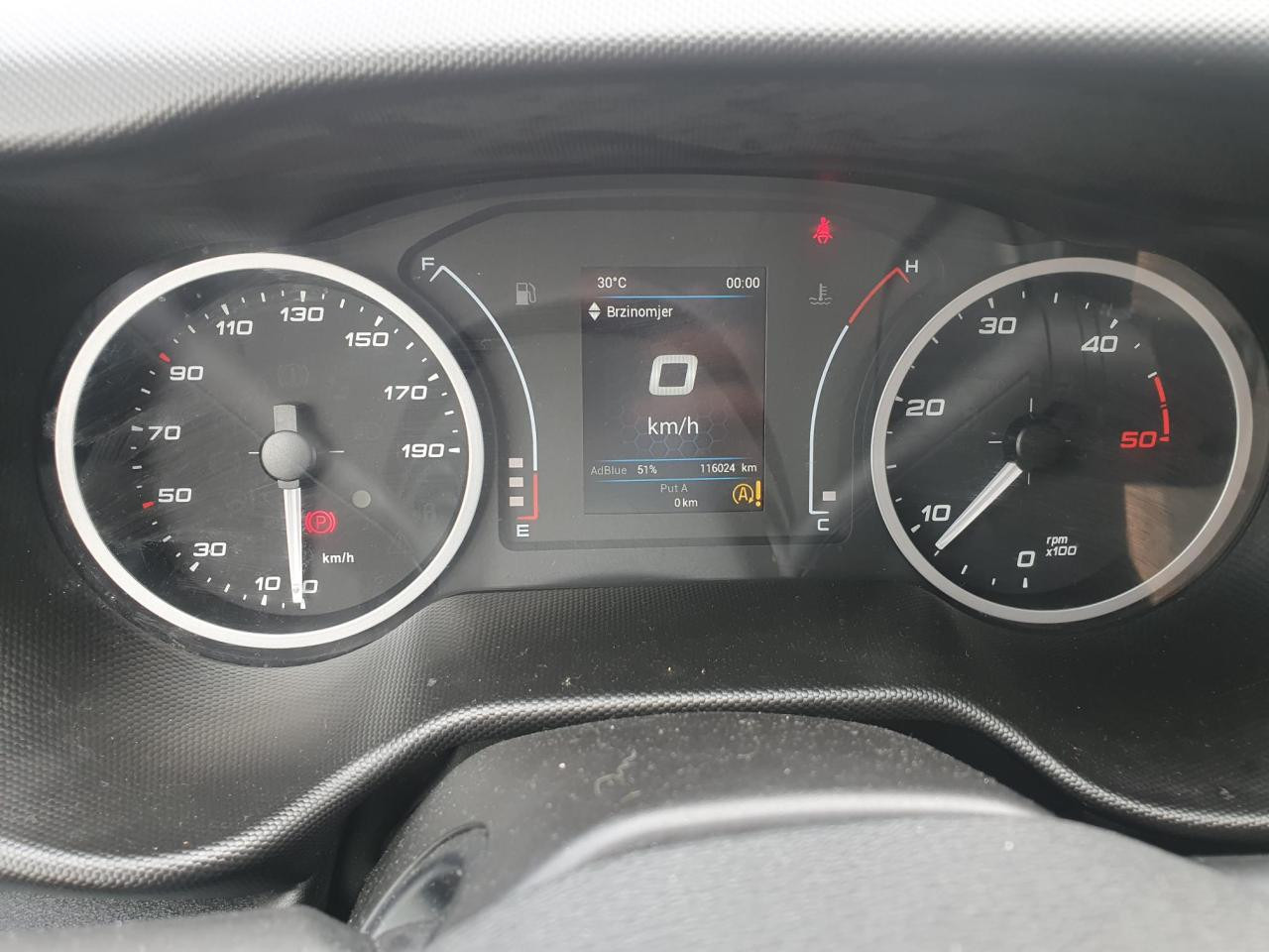 Transport de personnes IVECO Daily 35S14V: photos 8