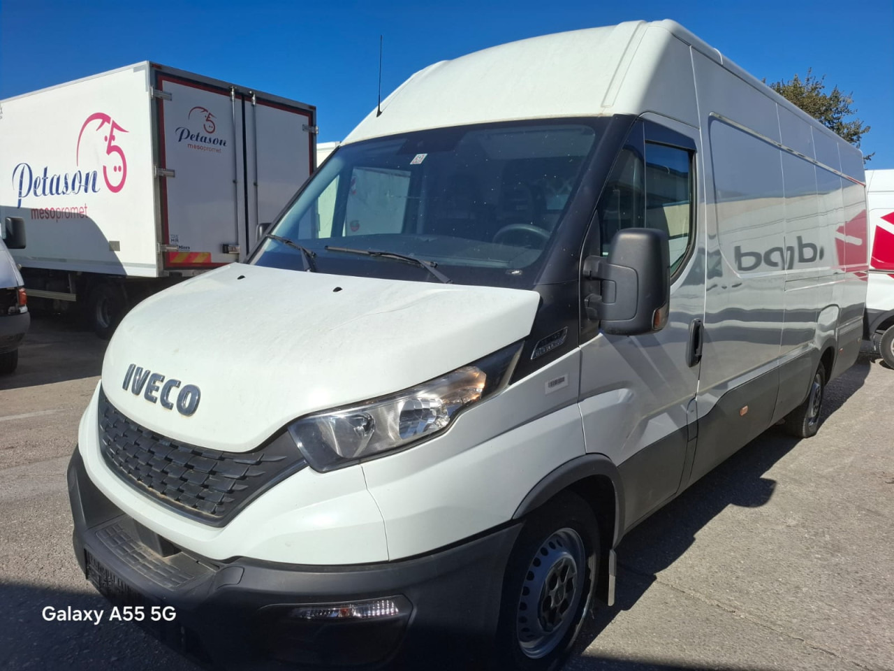 IVECO Daily 35S16V A8 - Transport de personnes: photos 1 IVECO Daily 35S16V A8 - Transport de personnes: photos 1