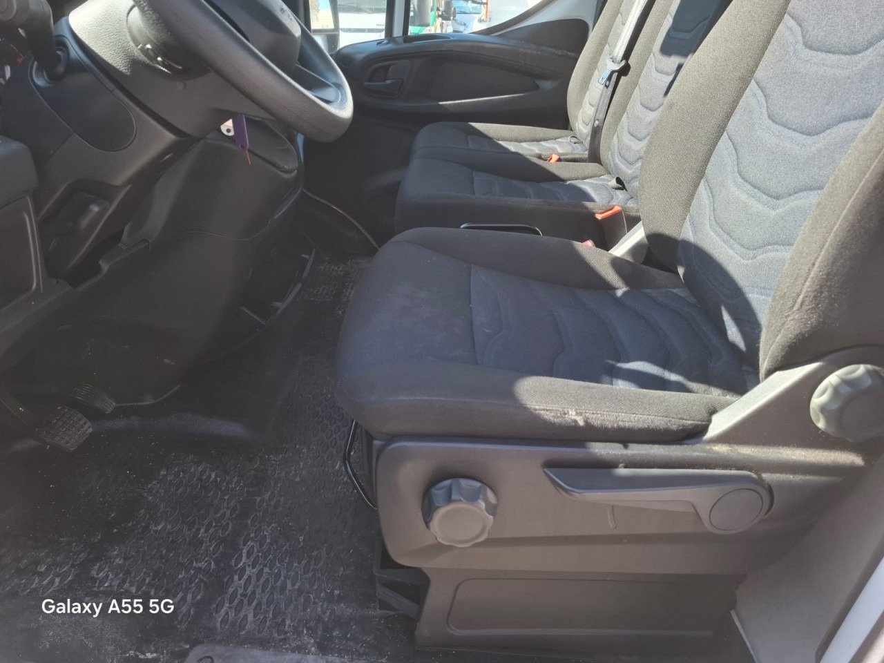IVECO Daily 35S16V A8 - Transport de personnes: photos 5 IVECO Daily 35S16V A8 - Transport de personnes: photos 5